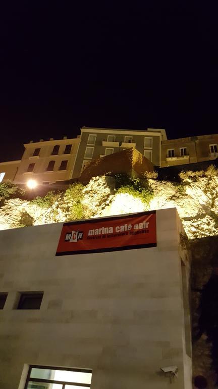 לינה וארוחת בוקר קליארי Al Sale מראה חיצוני תמונה